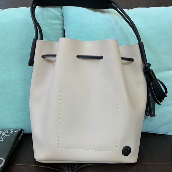 Vince Camuto leather drawstring tote - Picture 3 of 7